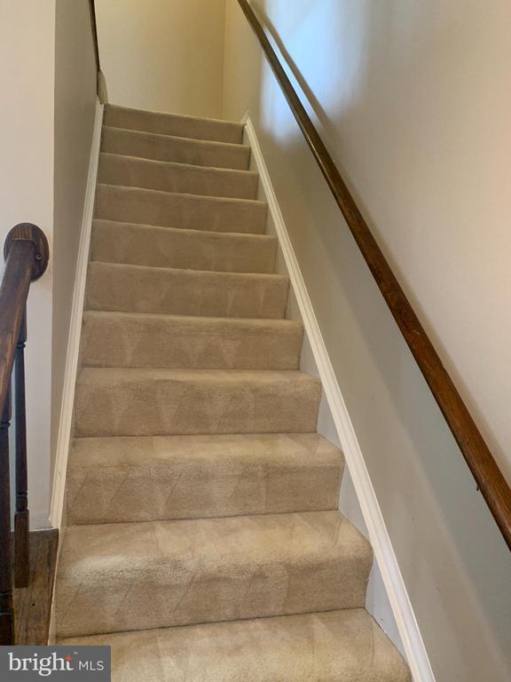 Building Photo - 300 Sedgemoor Square