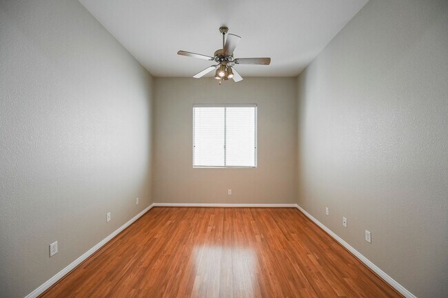 Building Photo - 2716 Thomasville Ave
