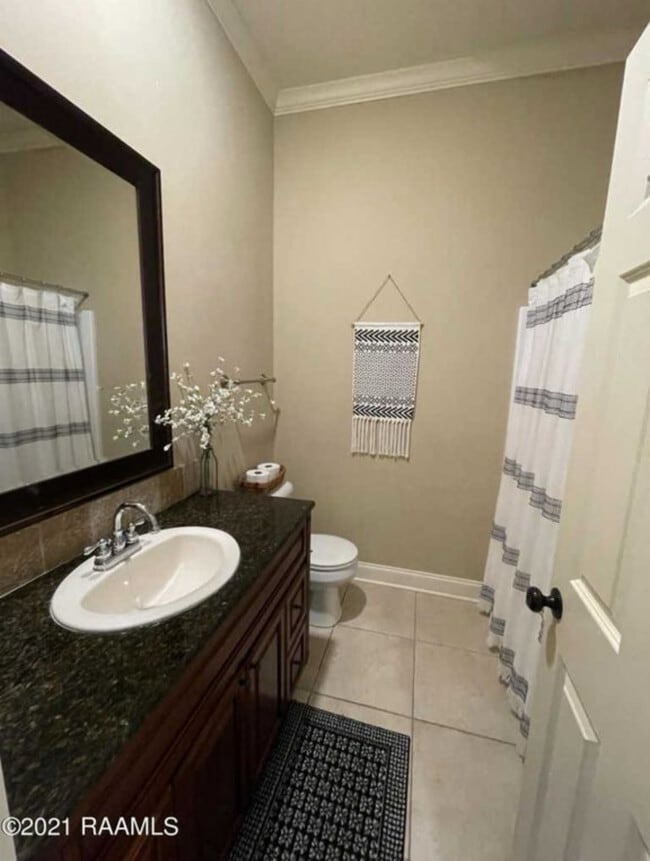 Building Photo - 416 Blackwater River Dr