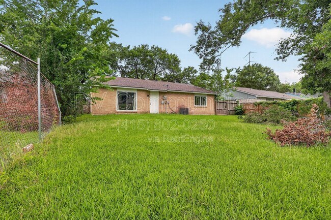 Building Photo - 14630 Edenglen Dr