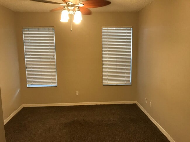 Building Photo - 3 Bedroom/3 Bath Townhouse  Summerport Community - Windermere!!!!