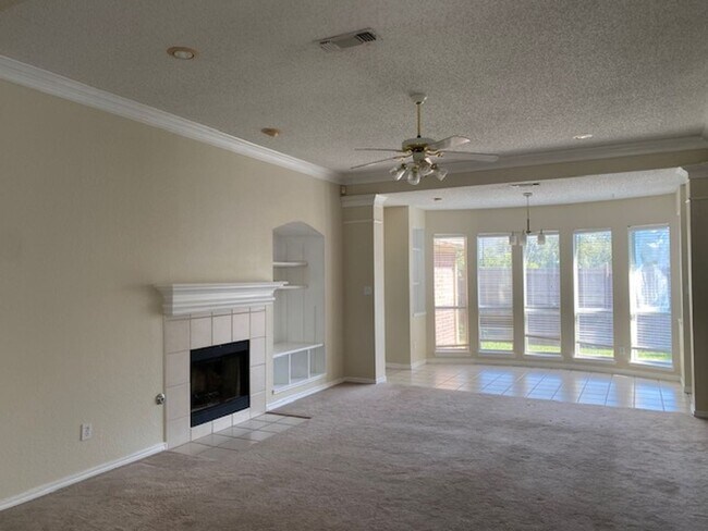 Building Photo - Coming Soon in Fort Worth! 4 bedroom with ...