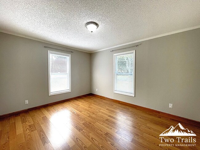 Building Photo - CHARMING 3 BED/2 BATH IN FLETCHER