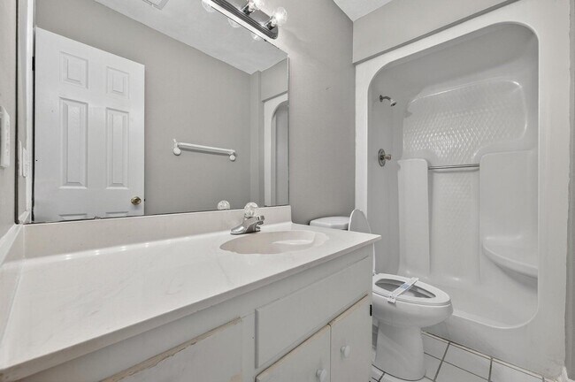 Building Photo - 3 Neptune Dr