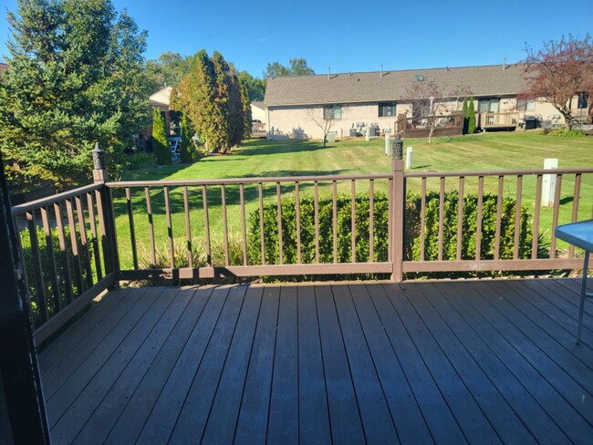 Building Photo - 11447 Lynhurst Dr