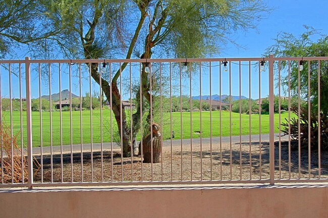 Building Photo - 9311 E Cavalry Dr