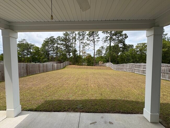 Building Photo - 153 Brockway Dr