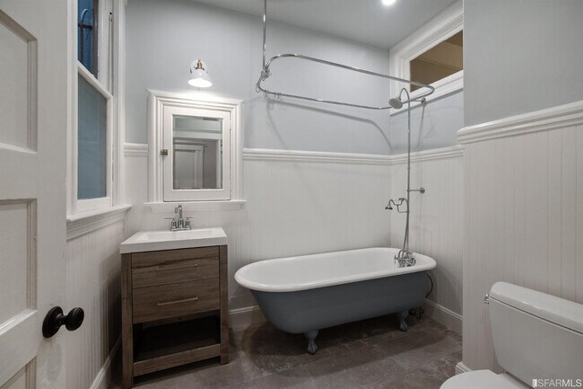 Building Photo - 958 Hayes St