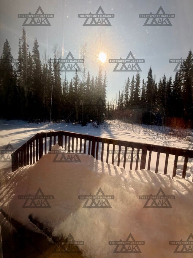 Building Photo - Charming Cabin – 2BR Home with Wood Stove - Dog Friendly