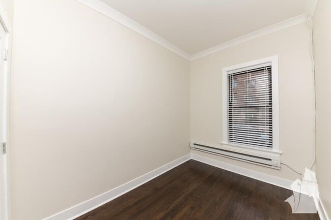 Building Photo - 2 bedroom in Chicago IL 60613