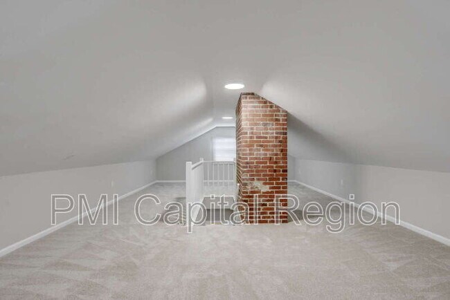 Building Photo - 5107 Bradley Blvd