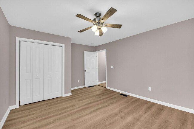 Building Photo - Charming 2BR Duplex in Atlanta