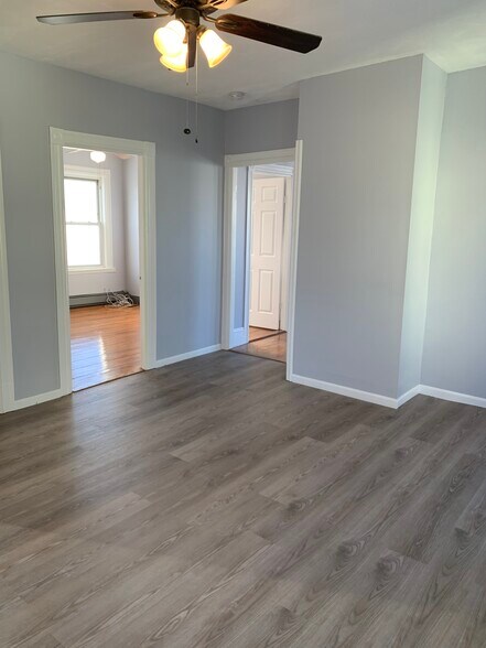 Dining Room - 110 Capital St