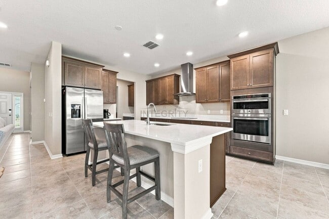 Building Photo - 9464 Crescent Ray Dr