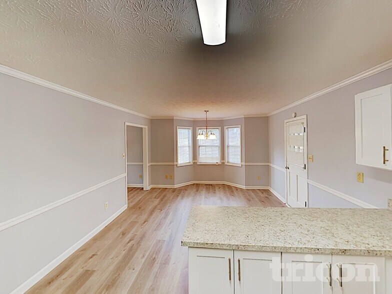 Building Photo - 3626 Whitfield Way