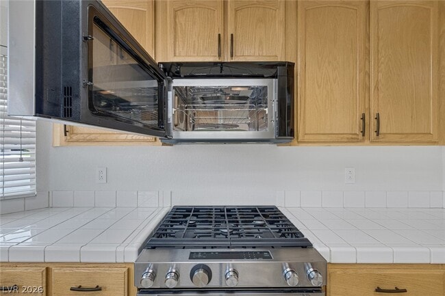 Building Photo - 8756 Harvest Valley Ave