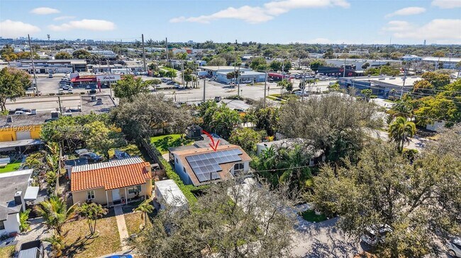 Building Photo - 252 SW 23rd St