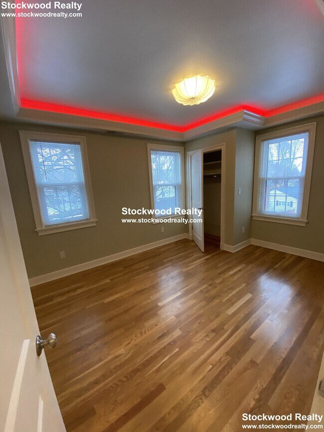 Building Photo - 152 Blue Hill Avenue
