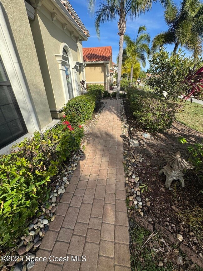 Building Photo - 3168 Lamanga Dr