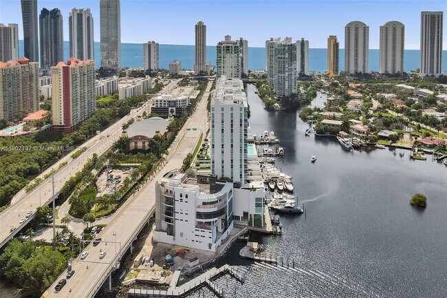 Building Photo - 400 Sunny Isles Blvd