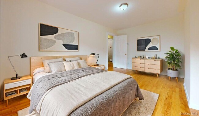 Building Photo - 418 73rd St