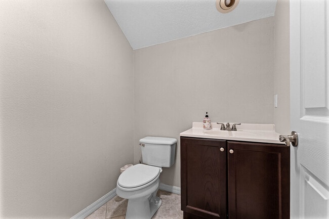 Building Photo - 3356 Bellington Dr