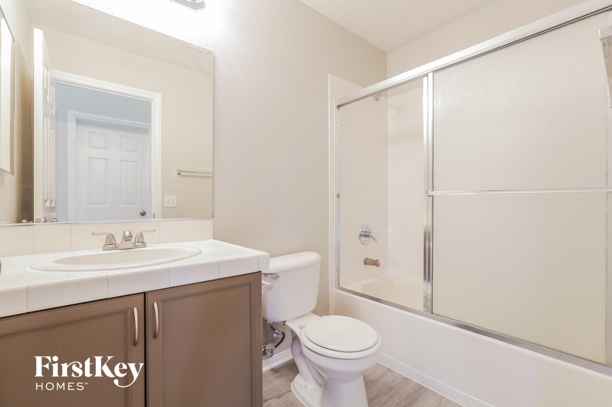 Building Photo - 6270 Bruma Ave