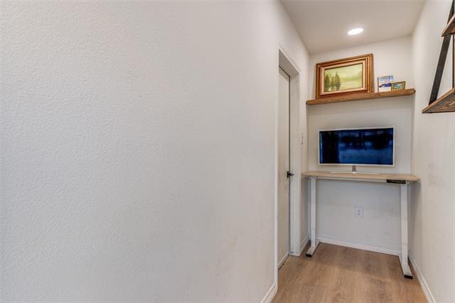 Building Photo - 611 W Sycamore St