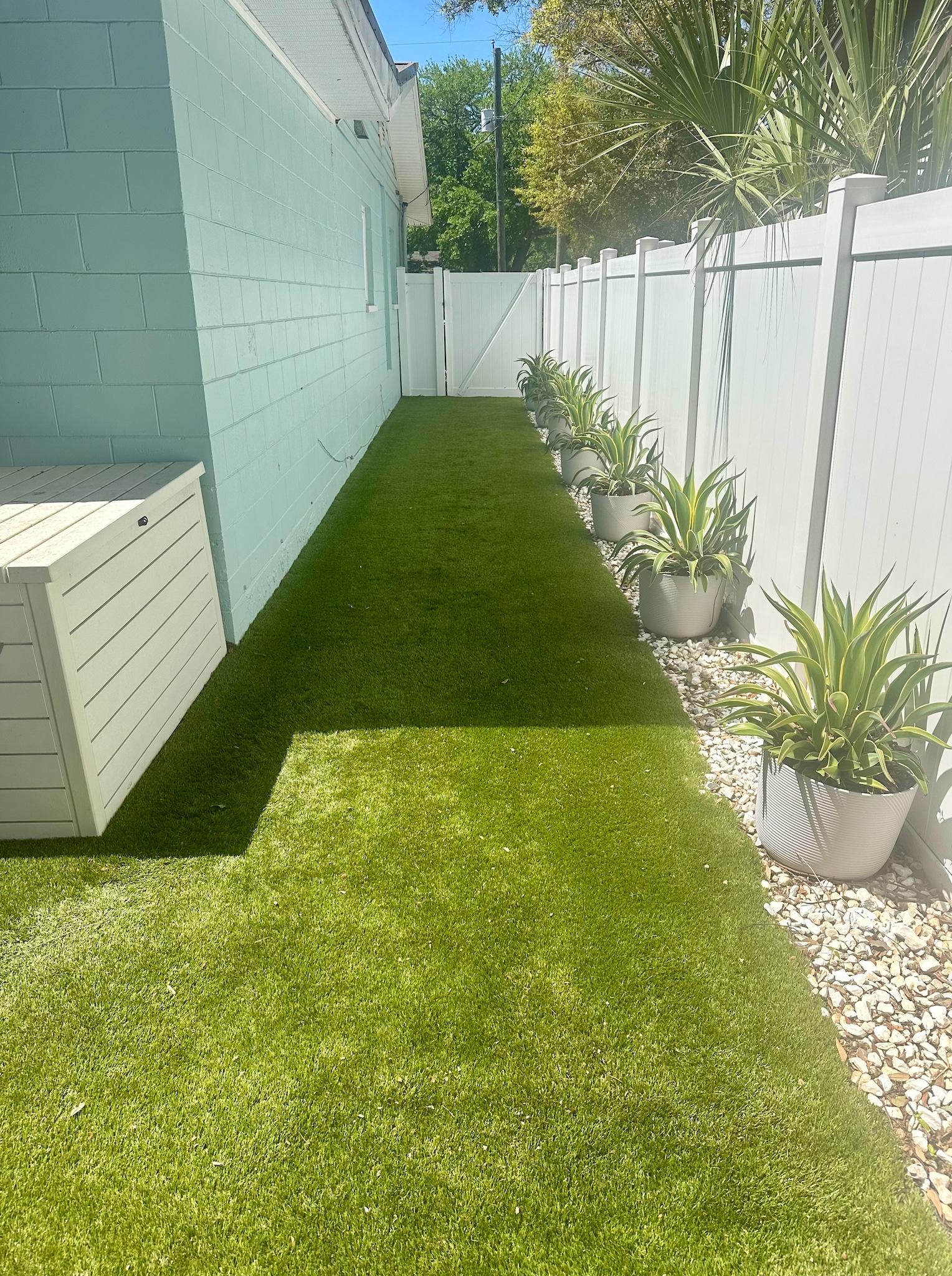 Building Photo - 6206 S Church Ave