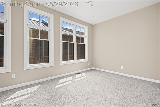 Building Photo - 420 Lewis Ct