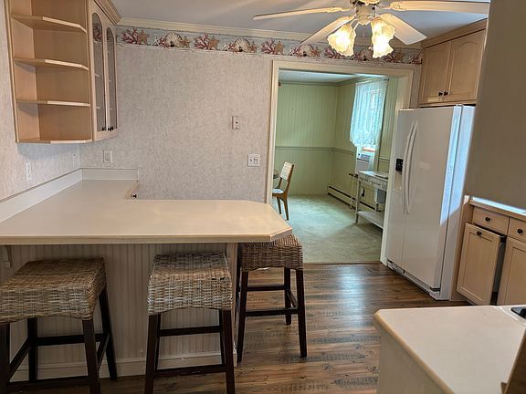 Building Photo - 1511 River Rd