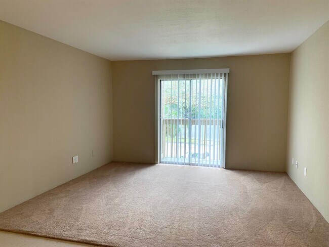 Building Photo - 2200 Cypress Landing Rd