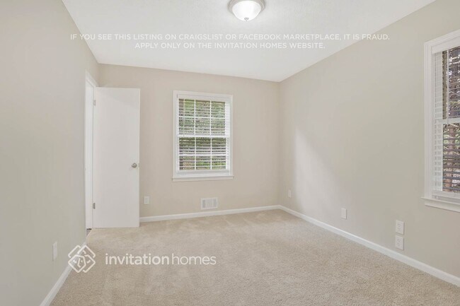 Building Photo - 2907 Barcelona Way