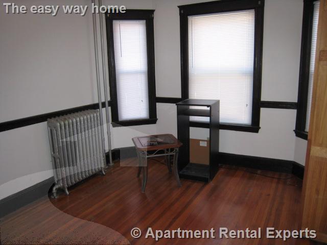 Building Photo - 428 Broadway