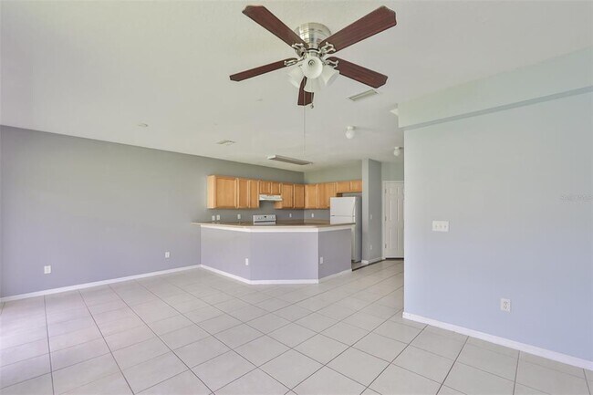 Building Photo - 9815 Carlsdale Dr
