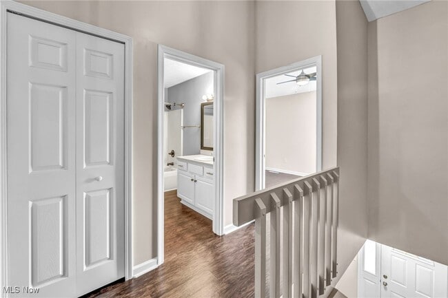 Building Photo - 1356 Meadow Run