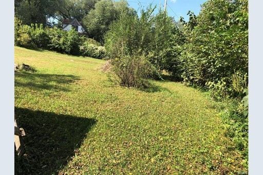 Building Photo - 1184 N Front St