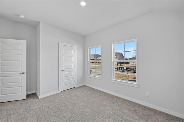 Building Photo - 413 Rose Ave