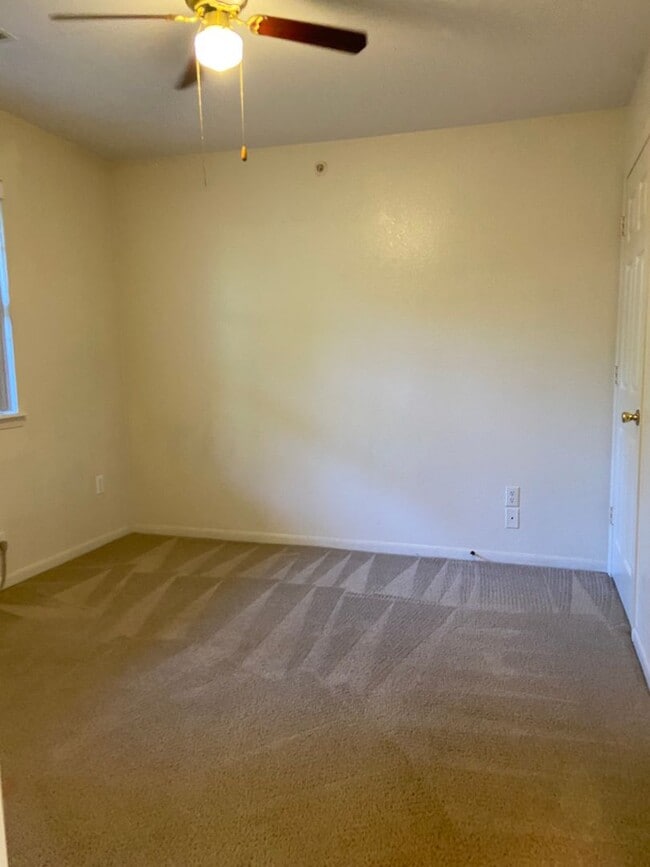 Building Photo - Condo in The Bluffs of Holiday Hills Resort