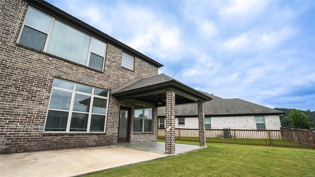 Building Photo - 8855 Broderick St