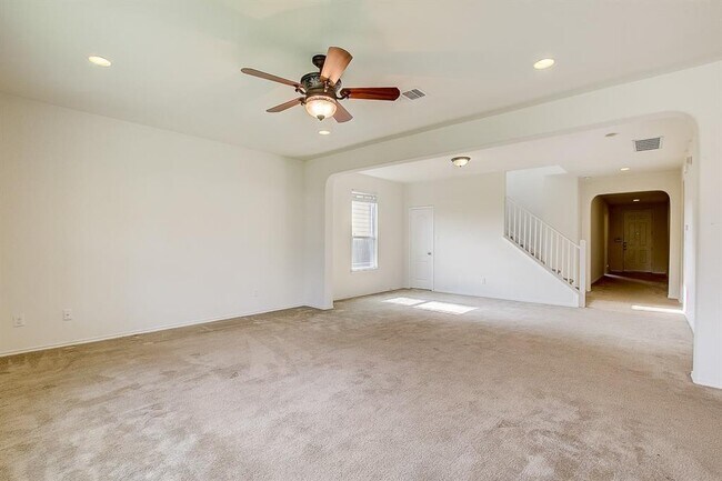 Building Photo - 5912 Sardinia Dr