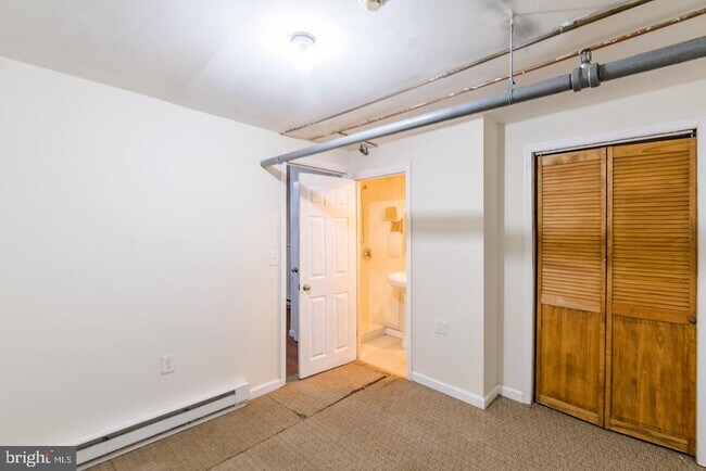 Building Photo - 1501 W Allegheny Ave