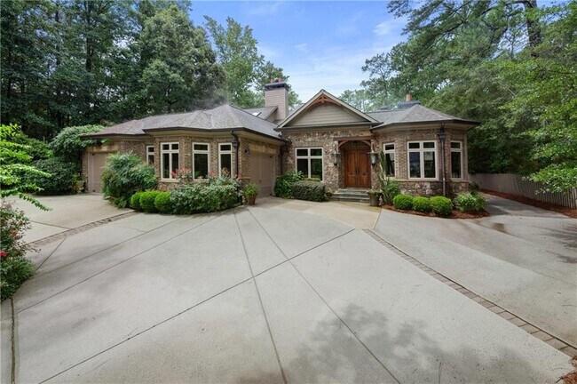 Building Photo - 1553 Little Willeo Rd