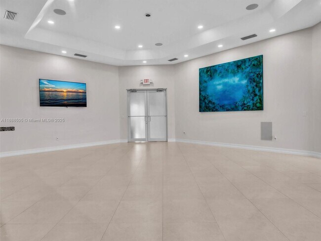 Building Photo - 8926 W 35th Ct