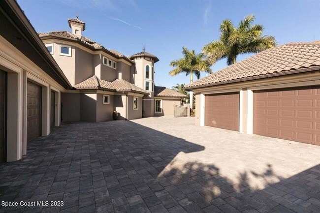 Building Photo - 3059 Wyndham Way