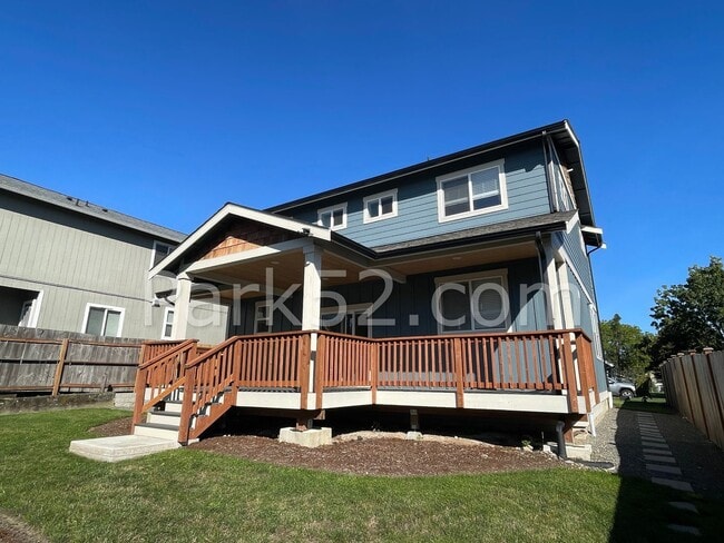 Building Photo - 3 Bedroom Tacoma Home