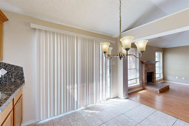 Building Photo - 202 Willow Creek Dr