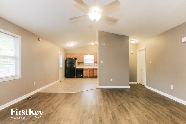 Building Photo - 7639 Gunyon Dr