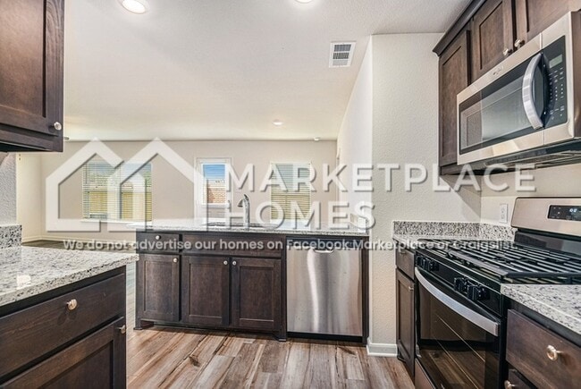Building Photo - 10828 Gray Mare Dr