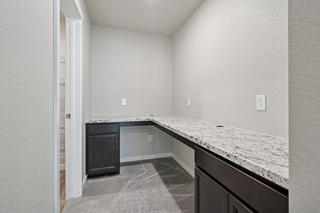 Building Photo - 8278 Turtle Lk Wy